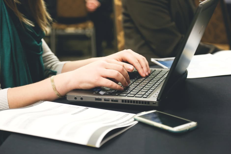 woman-typing woman-typing